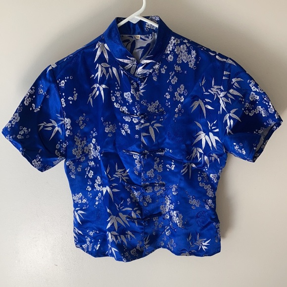 no brand Tops - Asian Style Kimono Royal Blue White Flowers SILK Polyester Short Sleeve Sz M Top